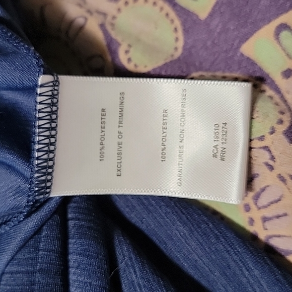 Long-sleeved Lolë workout shirt - Picture 5 of 6